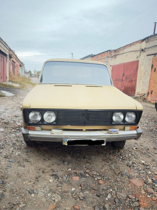 Автомобіль ВАЗ 2106