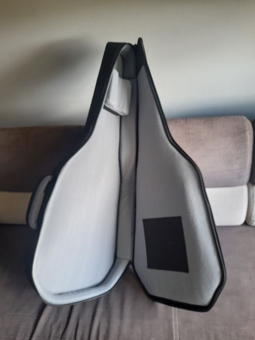 Gitara basowa headless Hils HNB 3