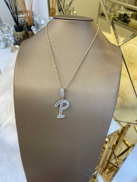 Wisiorek z diamentami naturalnymi Literka 4.50 CT bagiety