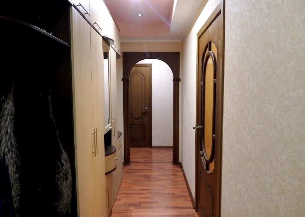 Срочно! Продам 3к кв м.Студенческая