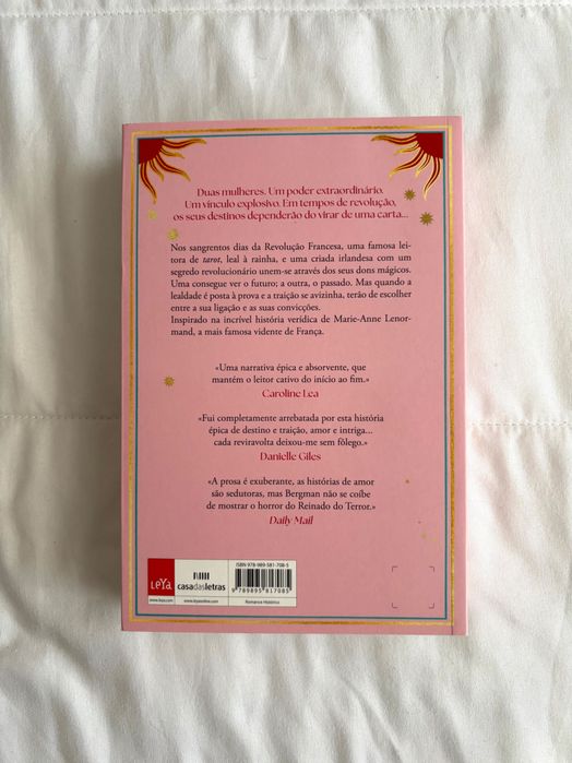 "A Cartomante de Versalhes", livro de Anya Bergman