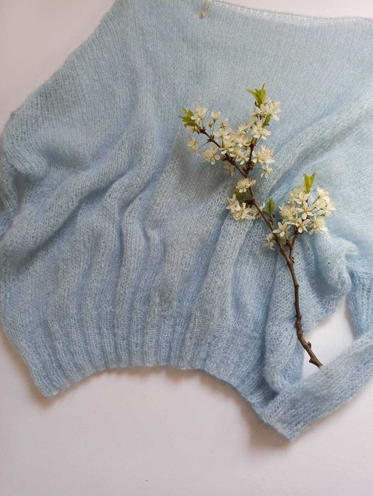 Мохеровий светр павутинка