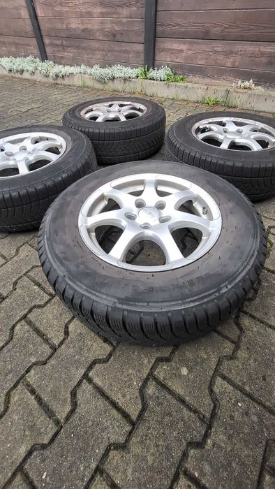 Felgi aluminiowe ANZIO 16" 5x114,3 ET38 + opony zimowe Mitsubishi ASX