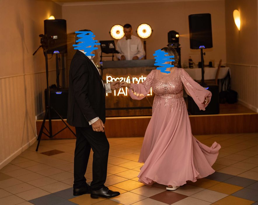 Suknia ślubna z kolekcji Prety women