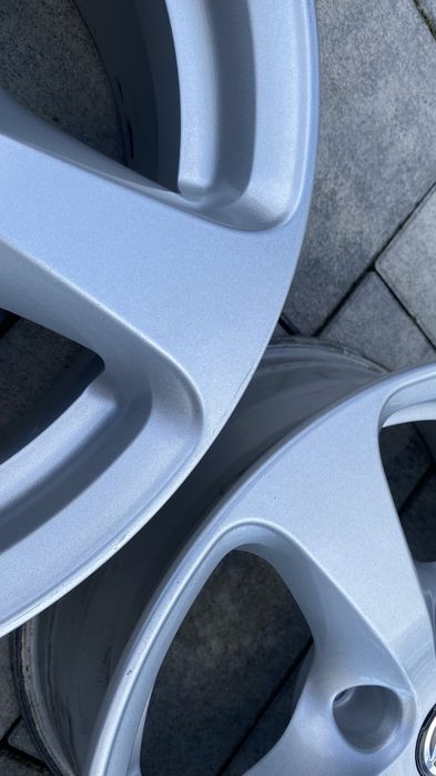 Felgi aluminiowe Borbet do VW 5x112 15 cali Golf V T4