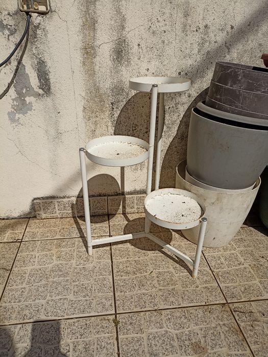 Floreira e Vasos