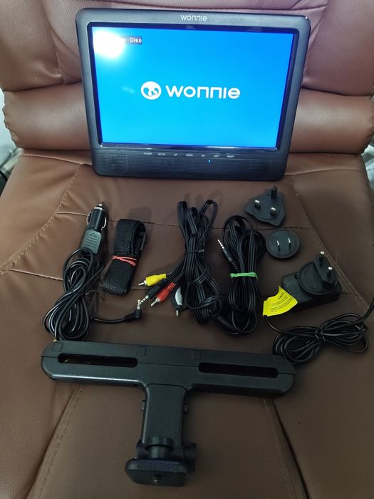 Новий портативний DVD-плеєр Wonnie 10.1" з акумулятором