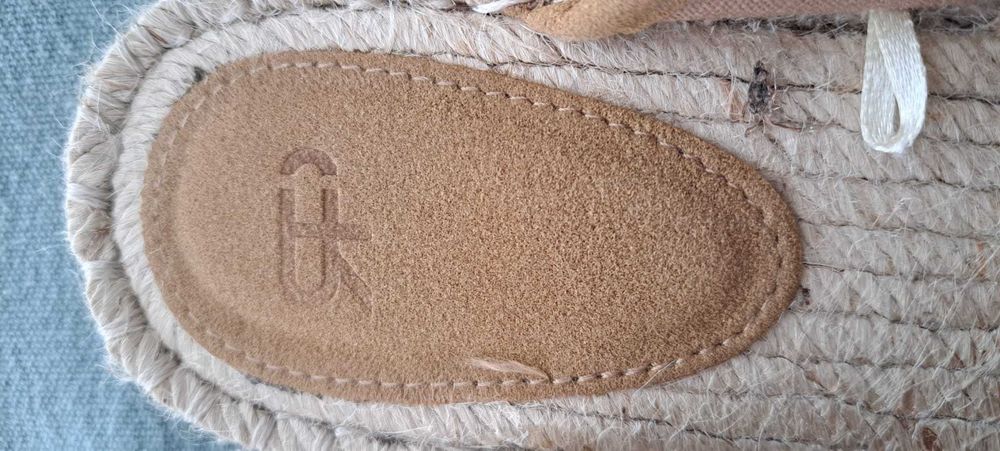 Sapatos de Mulher Tamanho 38
