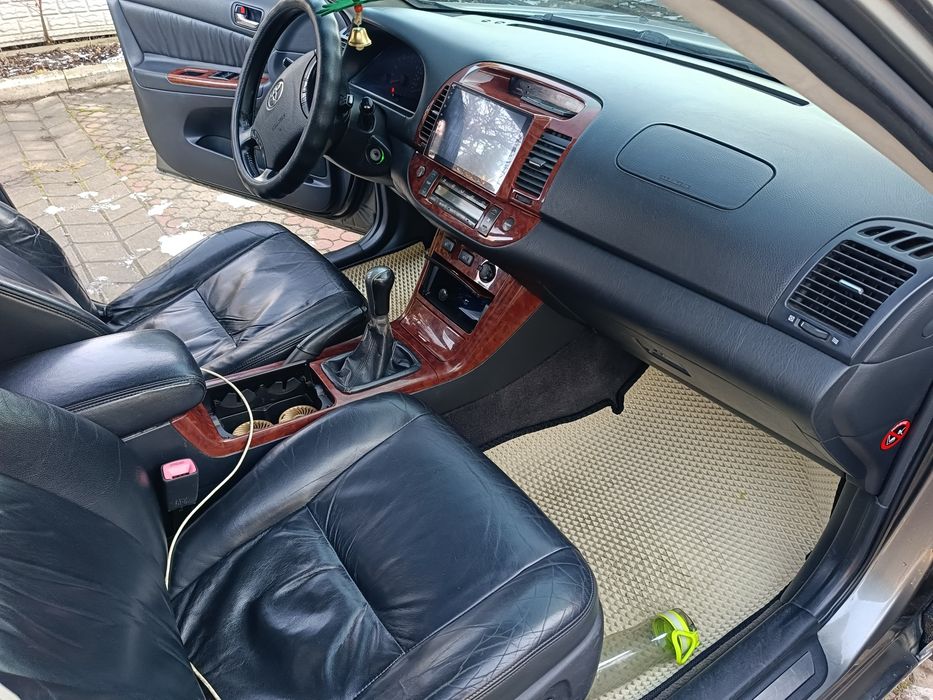 Toyota camry 30