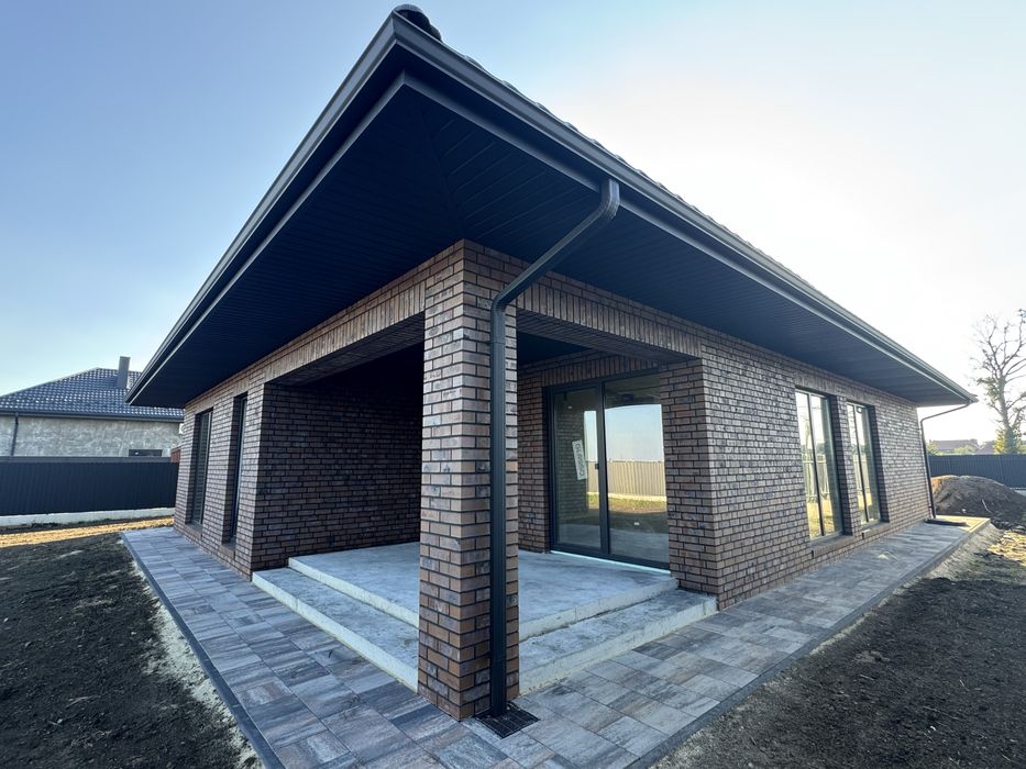 Елітний Будинок з клінкерної цегли  Луцьк- с.Тарасове