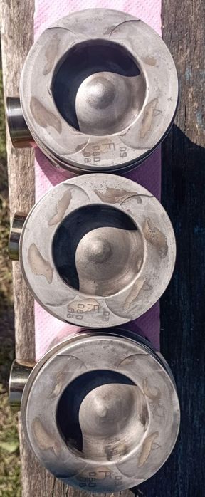 Поршень 2.0 dci M9R