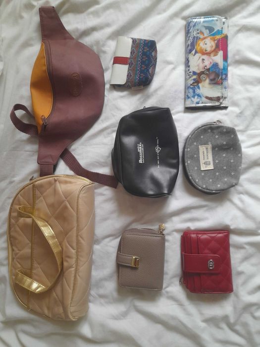 Косметичка кошелек сумка бананка б/у