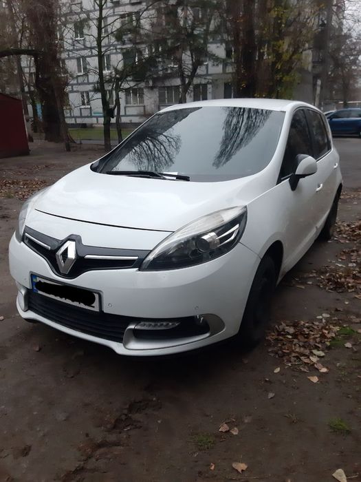 Продаю Авто  рено сценик 3
