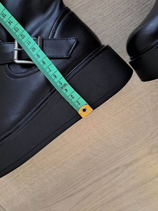 Nowe buty damskie za kolano,rozmiar 39