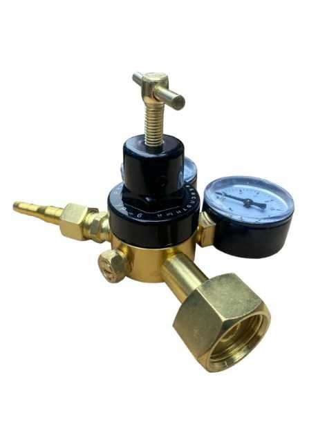 Редуктор углекислотный для полуавтомата