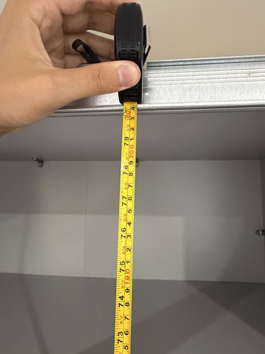 Guarda roupas com porta deslizantes