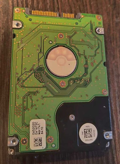 Жесткий диск HDD 2.5" 120Gb Hitachi HTS541612J9SA00 (8Mb/5400/SATA)