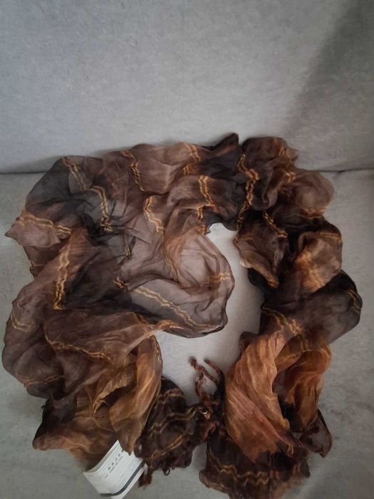 Szal marki Solar Nowy