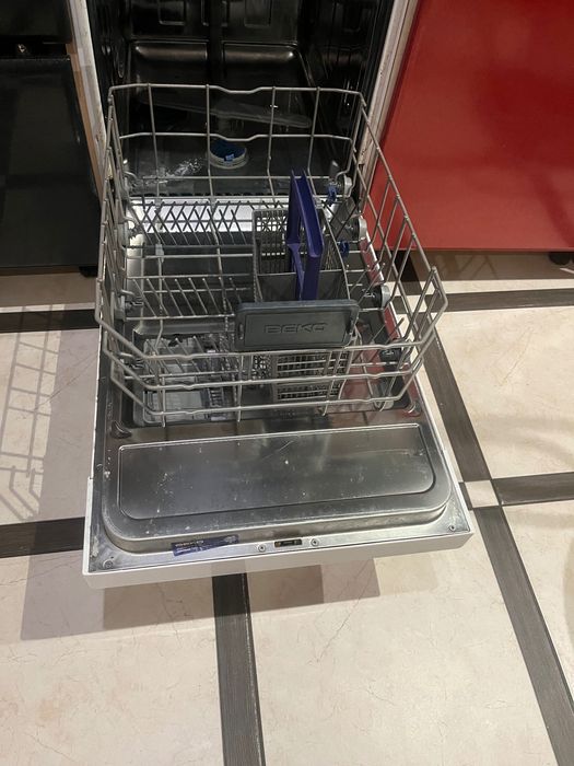 Посудомийна машина