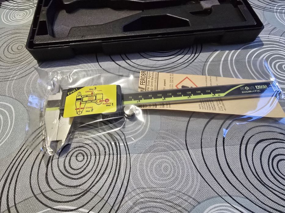 Mitutoyo suwmiarka elektroniczna 150mm