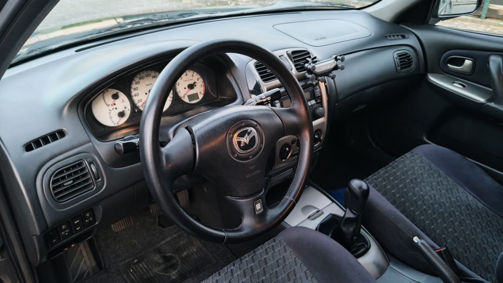 Mazda 323F 1.6 DOHC