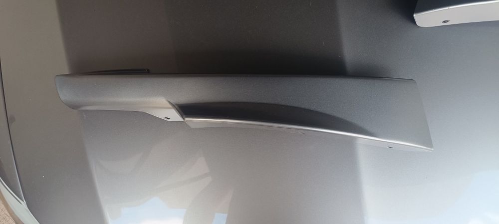 Vendo splitters lip BMW e91 parachoques frente