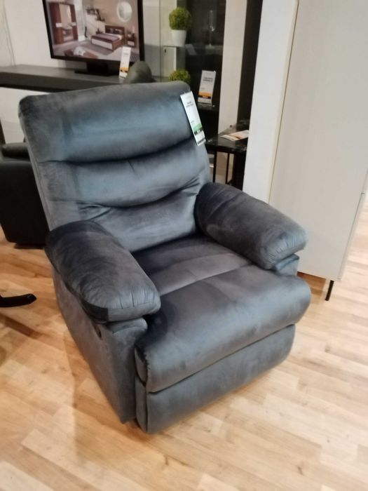fotel z funkcją  relax