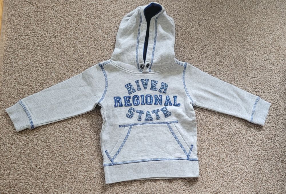 Bluza chłopięca z kapturem C&A rozmiar 92