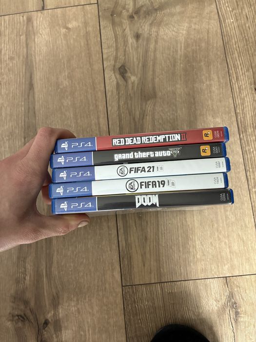 Witam sprzedam gry na ps4