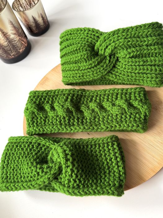 Opaska damska z wloczki akrylowej