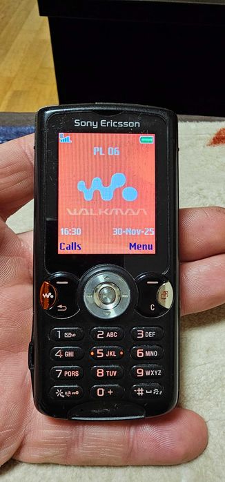 Sony Ericsson Walkman W810i Black