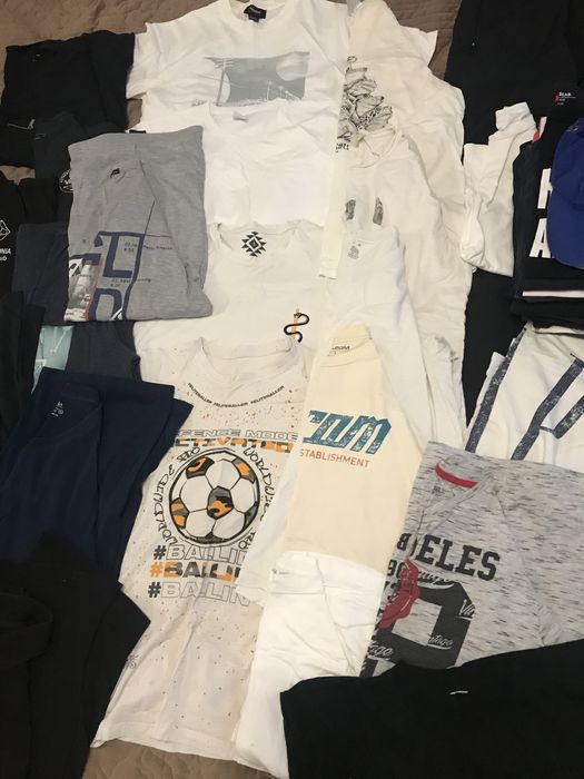 Набір чоловічого одягу 40 футболок+3 шортів та 1 штани, розмір С S