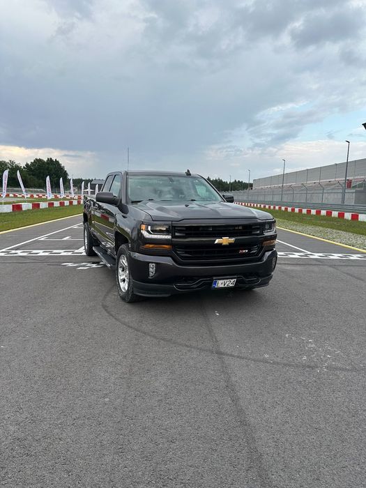 Chevrolet Silverado Model 2016 Lift
