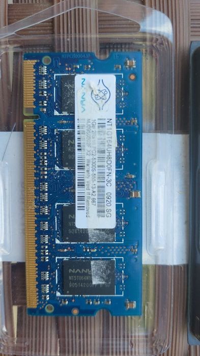 Продам  б/у оперативную память для ноутбука 
Samsung 1Gb ddr2
Samsung