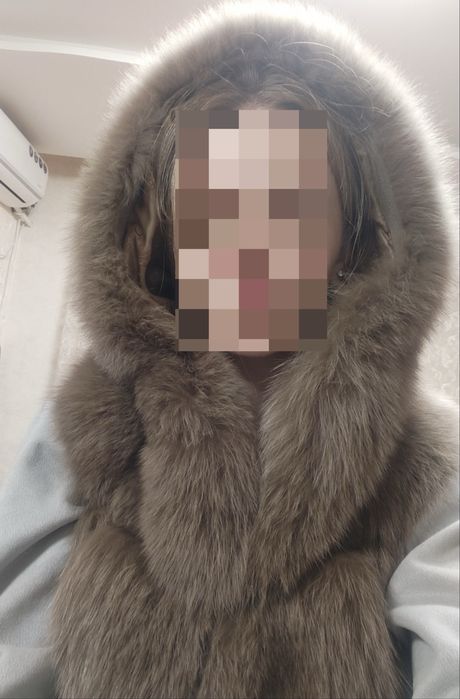 Продам жилет із хутра фінського песця