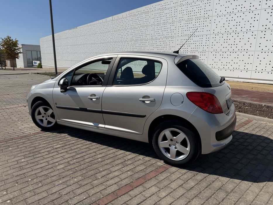 Peugeot 207 open 1.4 16v