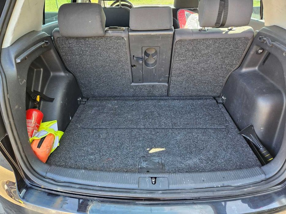 Volkswagen Golf 5 Plus 2007 rok 1.6 MpI benzyna + LPG