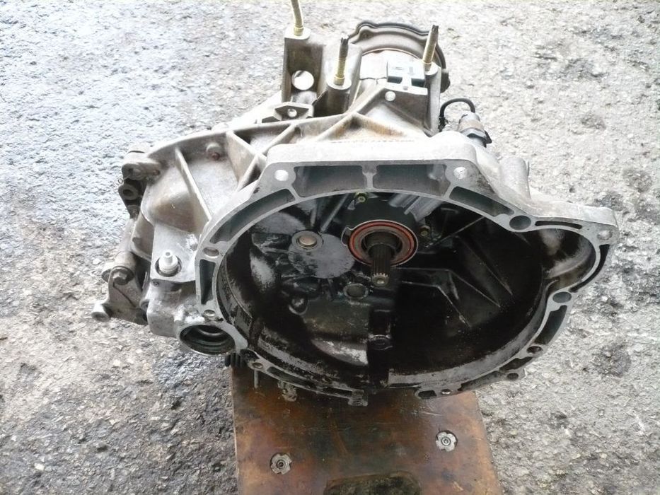 Caixa de velocidades - Ford Fiesta 1.4i ( 96WT-7F096-AA ) 1996 / 2001