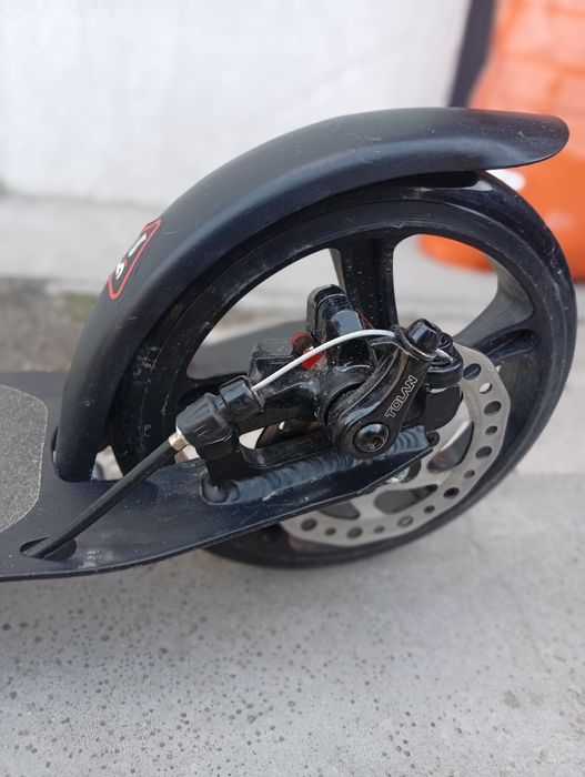 Продам двухколесный самокат