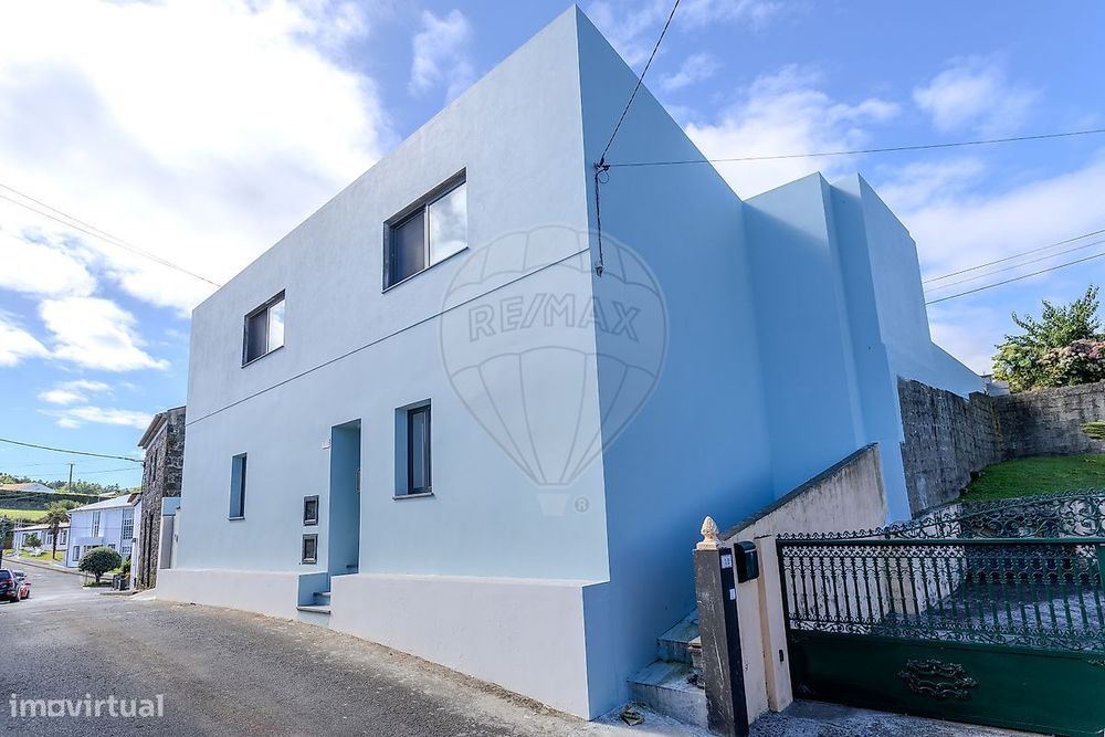 Moradia T4 para venda