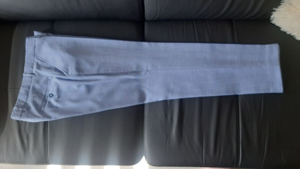 Nowy garnitur  krata