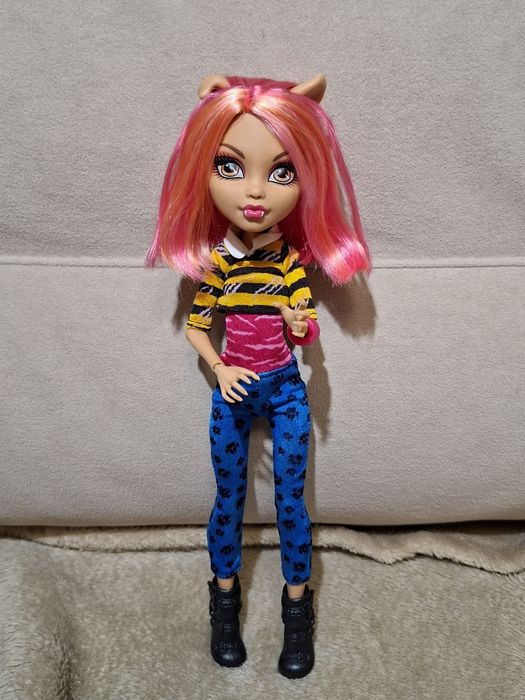 ляльки monster high монстер хай draculocer дракулаура клео хоулін