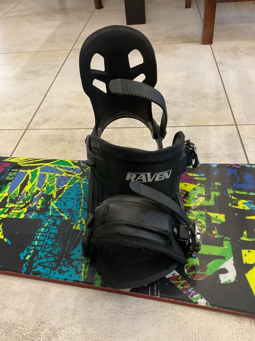 Deska snowboardowa VOLKL RENTAL ROCKER 153cm z wiazaniami RAVEN