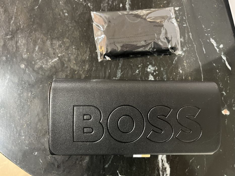 Oryginalne Etui na okulary BOSS