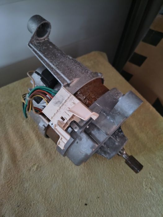 Silnik do pralki Electrolux