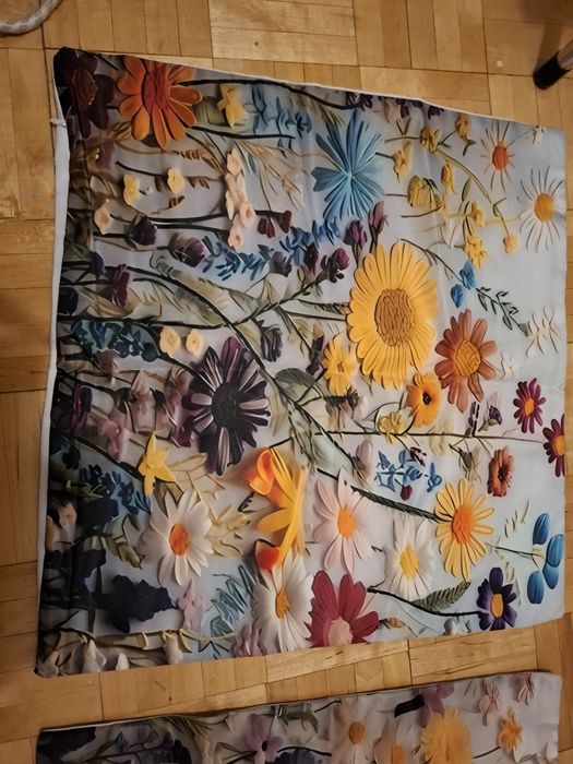 Poszewki ozdobne w kwiaty 40x40