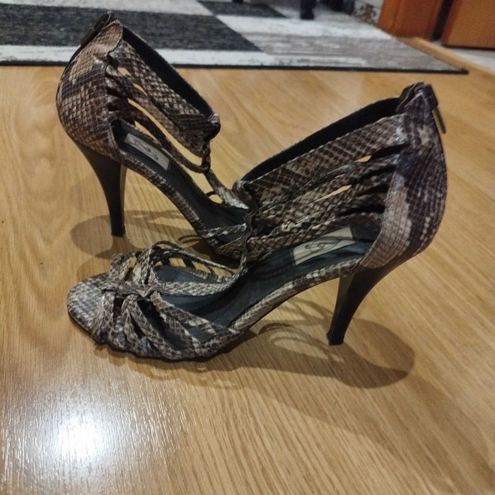 Women's Sandals