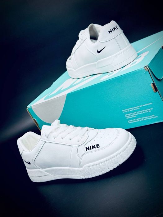 Белые женские кеды nike кросовки nike кожаные на весну лето найк кеды
