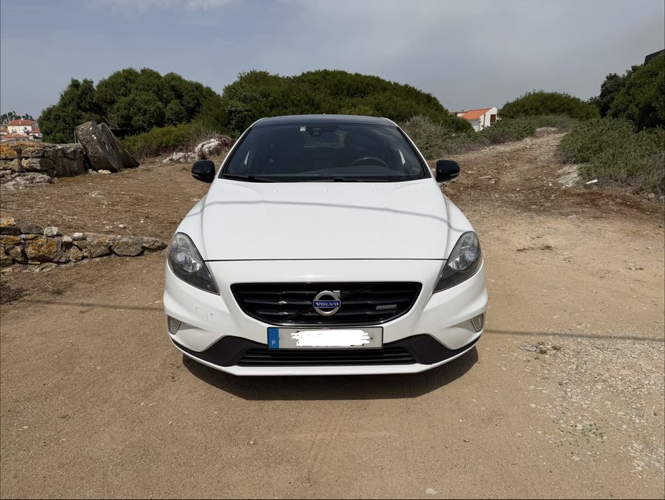 Volvo V40 D4 R-Design 2014