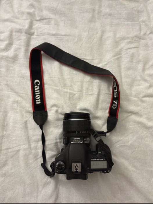 Máquina fotográfica cânon